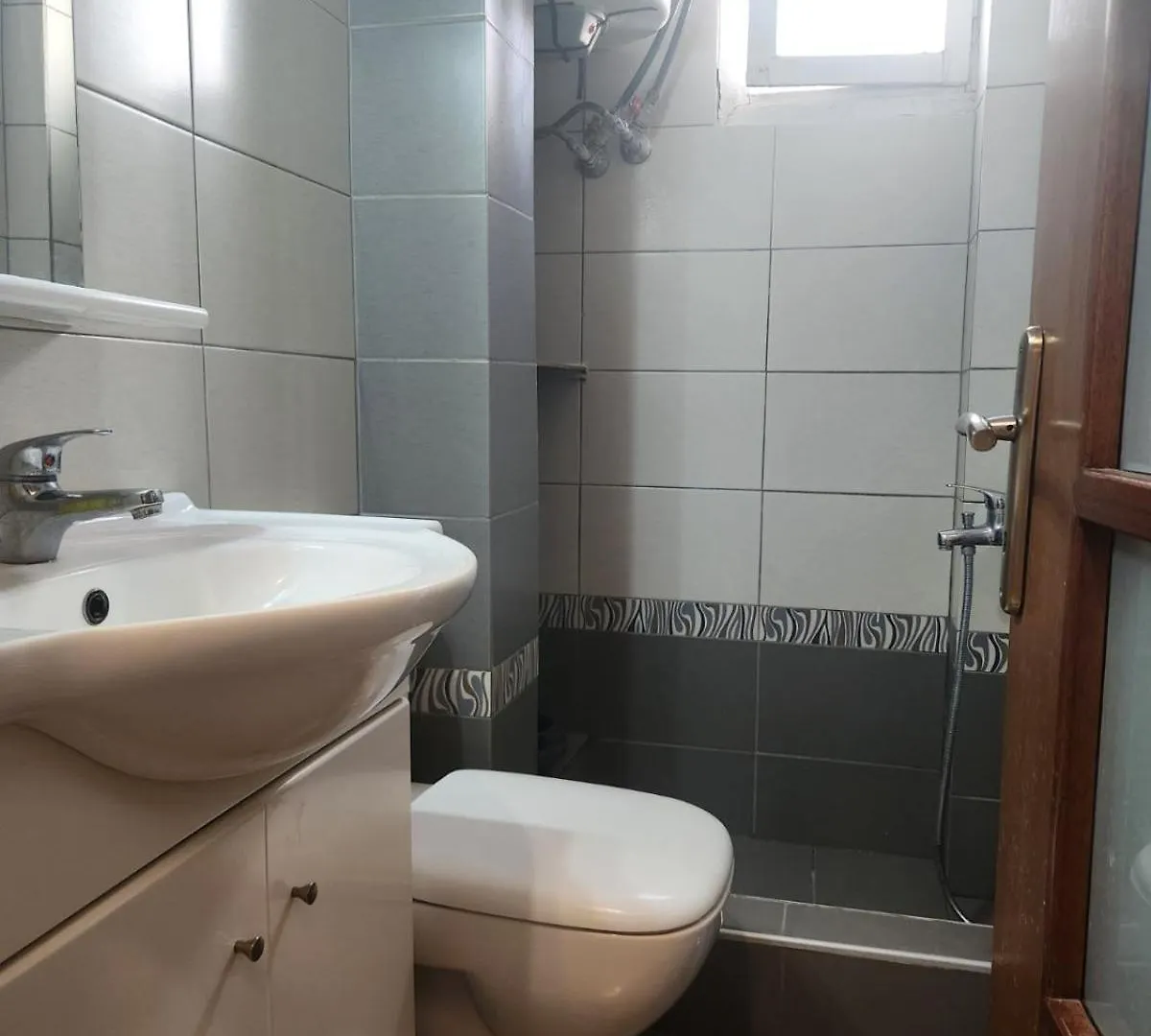 Sea , Airport,Parking 56Sqm Apt Thessaloniki